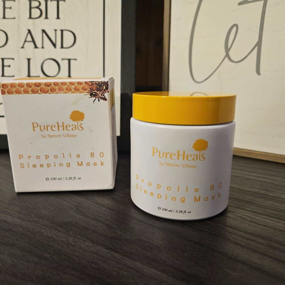 PureHeals Propolis 80 Sleeping Mask - White and Yellow
